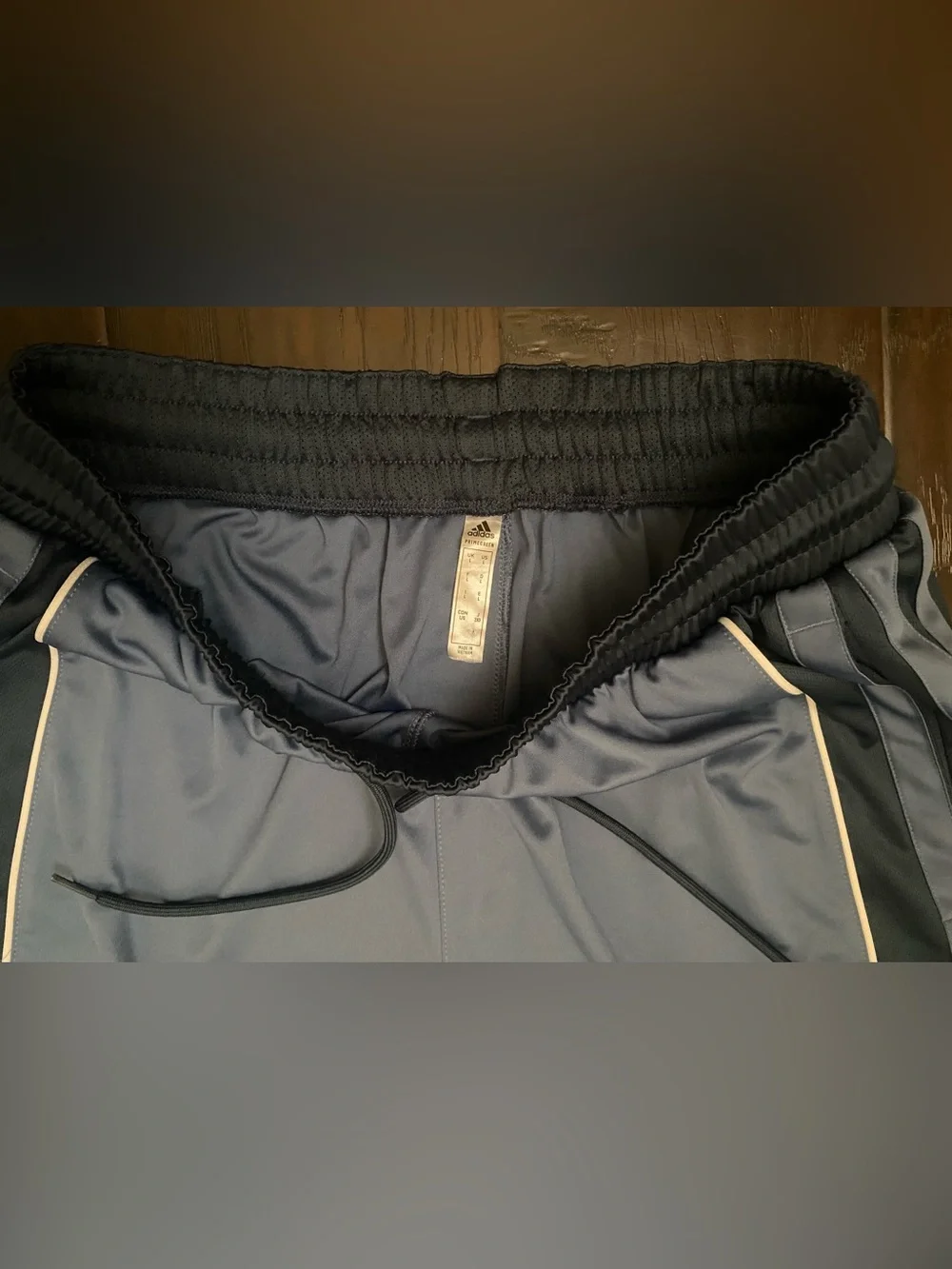 Adidas Men’s Black & Blue Performance Training Shorts Lightweight mesh pockets L